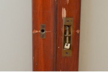 アンティーク建具　明るい木色がレトロな雰囲気を盛り上げるガラス戸2枚セット(引き戸)(R-076061)