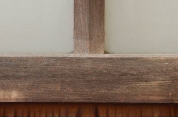 アンティーク建具　明るい木色がレトロな雰囲気を盛り上げるガラス戸2枚セット(引き戸)(R-076061)
