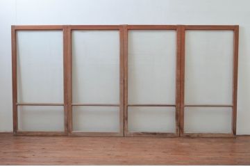 アンティーク建具　レトロ空間におすすめ!素朴な木味が魅力的なガラス窓4枚セット(引き戸、ガラス戸)(R-076063)