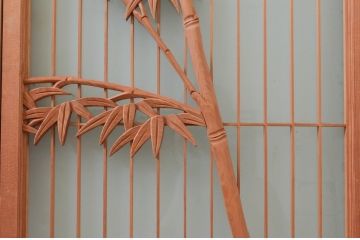 アンティーク建具　躍動感あふれる虎の彫刻が目を惹く書院戸4枚セット(窓、引き戸、ガラス戸)(R-076067)