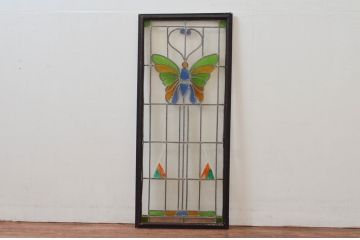 ビンテージ建具　華やかな蝶の図柄が存在感を放つステンドグラス1枚(明り取り、明かり取り、窓、ヴィンテージ)(R-076070)
