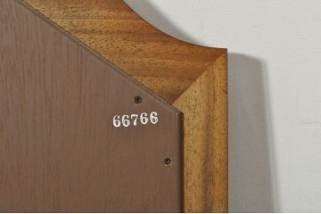 中古　DREXEL HERITAGE(ドレクセルヘリテイジ)　重厚なつくりが高級感を醸し出すウォールミラー(姿見、壁掛け鏡)(R-076073)
