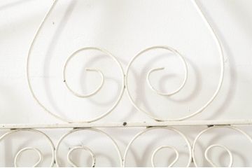 アンティーク建具　ペイント仕上げ限定　かわいいデザインのアイアンゲート1枚(鉄扉、フェンス)(R-076079)