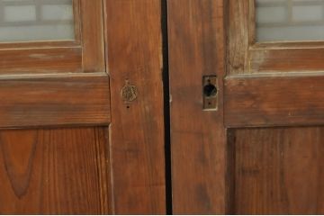 アンティーク建具　心和ませる古い木味が魅力的な組子入りガラス帯戸4枚セット(引き戸、板戸)(R-076085)