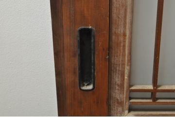 アンティーク建具　心和ませる古い木味が魅力的な組子入りガラス帯戸4枚セット(引き戸、板戸)(R-076085)