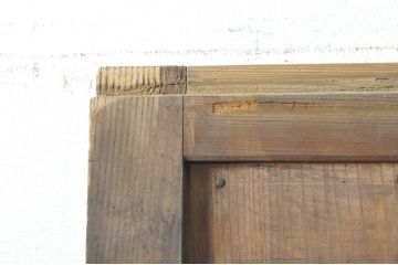 アンティーク建具　心和ませる古い木味が魅力的な横桟板戸2枚セット(舞良戸、まいらど、引き戸)(R-076089)
