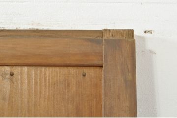 アンティーク建具　心和ませる古い木味が魅力的な横桟板戸2枚セット(舞良戸、まいらど、引き戸)(R-076089)
