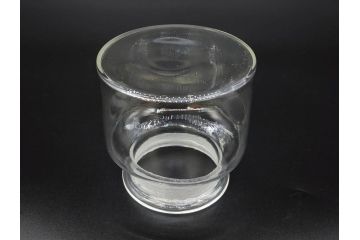 アンティーク雑貨　昭和レトロ　お洒落なインテリアとしても活躍してくれる蓋付きガラス瓶3個セット(キャニスター、硝子、ガラスビン、菓子瓶、フタ付き、MADE IN OCCUPIED JAPAN(占領下の日本製)、オキュパイド ジャパン)(R-076197)