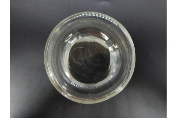 アンティーク雑貨　昭和レトロ　お洒落なインテリアとしても活躍してくれる蓋付きガラス瓶3個セット(キャニスター、硝子、ガラスビン、菓子瓶、フタ付き、MADE IN OCCUPIED JAPAN(占領下の日本製)、オキュパイド ジャパン)(R-076198)