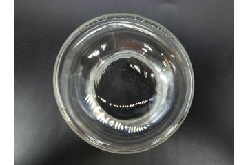 アンティーク雑貨　昭和レトロ　お洒落なインテリアとしても活躍してくれる蓋付きガラス瓶3個セット(キャニスター、硝子、ガラスビン、菓子瓶、フタ付き、MADE IN OCCUPIED JAPAN(占領下の日本製)、オキュパイド ジャパン)(R-076199)