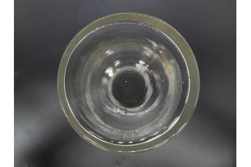 昭和レトロ　昭和初期　色々な使い方が楽しめる蓋付きガラス瓶2個セット(薬瓶、ガラスビン、硝子、メディシンボトル、キャニスター、筒型、フタ付き)(R-076202)