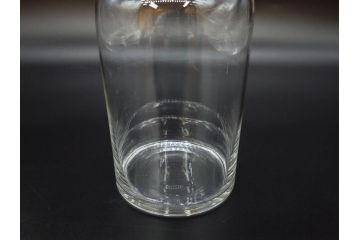 昭和レトロ　昭和初期　色々な使い方が楽しめる蓋付きガラス瓶2個セット(薬瓶、ガラスビン、硝子、メディシンボトル、キャニスター、筒型、フタ付き)(R-076202)