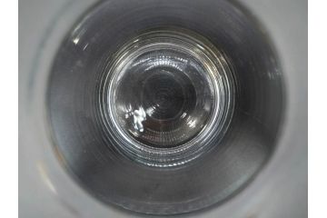昭和レトロ　昭和初期　色々な使い方が楽しめる蓋付きガラス瓶2個セット(薬瓶、ガラスビン、硝子、メディシンボトル、キャニスター、筒型、フタ付き)(R-076202)