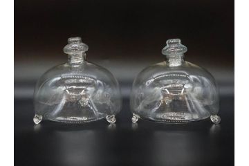 大正〜昭和初期　蓋付き　ノスタルジックな雰囲気を演出するハエ取り瓶2個セット(蠅、蝿、ハエトリ器、ガラス、硝子、フタ付き)(R-076203)