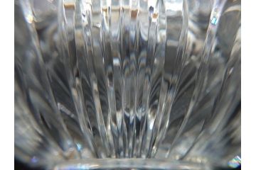 希少　フランス　Baccarat　バカラ　限定150個　57/150　高さ約31cm　気品漂う洗練されたデザインが目を惹く花瓶(フラワーベース、花器、花入、フルレッドクリスタルガラス、ケース付き)(R-076205)