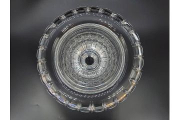 希少　フランス　Baccarat　バカラ　限定150個　57/150　高さ約31cm　気品漂う洗練されたデザインが目を惹く花瓶(フラワーベース、花器、花入、フルレッドクリスタルガラス、ケース付き)(R-076205)