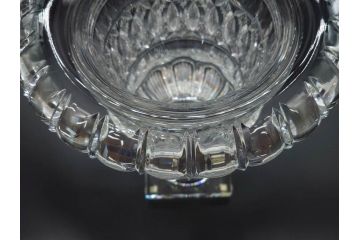 希少　フランス　Baccarat　バカラ　限定150個　57/150　高さ約31cm　気品漂う洗練されたデザインが目を惹く花瓶(フラワーベース、花器、花入、フルレッドクリスタルガラス、ケース付き)(R-076205)