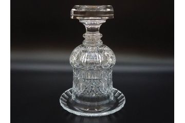 希少　フランス　Baccarat　バカラ　限定150個　57/150　高さ約31cm　気品漂う洗練されたデザインが目を惹く花瓶(フラワーベース、花器、花入、フルレッドクリスタルガラス、ケース付き)(R-076205)