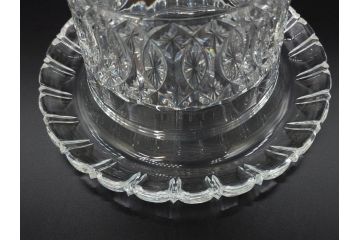 希少　フランス　Baccarat　バカラ　限定150個　57/150　高さ約31cm　気品漂う洗練されたデザインが目を惹く花瓶(フラワーベース、花器、花入、フルレッドクリスタルガラス、ケース付き)(R-076205)