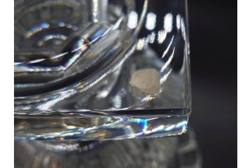 希少　フランス　Baccarat　バカラ　限定150個　57/150　高さ約31cm　気品漂う洗練されたデザインが目を惹く花瓶(フラワーベース、花器、花入、フルレッドクリスタルガラス、ケース付き)(R-076205)