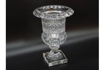 希少　フランス　Baccarat　バカラ　限定150個　100/150　高さ約31cm　気品漂う洗練されたデザインが目を惹く花瓶(フラワーベース、花器、花入、フルレッドクリスタルガラス、ケース付き)(R-076206)