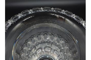 希少　フランス　Baccarat　バカラ　限定150個　100/150　高さ約31cm　気品漂う洗練されたデザインが目を惹く花瓶(フラワーベース、花器、花入、フルレッドクリスタルガラス、ケース付き)(R-076206)