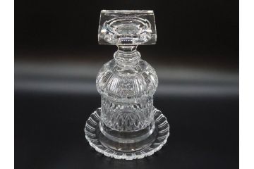 希少　フランス　Baccarat　バカラ　限定150個　100/150　高さ約31cm　気品漂う洗練されたデザインが目を惹く花瓶(フラワーベース、花器、花入、フルレッドクリスタルガラス、ケース付き)(R-076206)