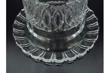 希少　フランス　Baccarat　バカラ　限定150個　100/150　高さ約31cm　気品漂う洗練されたデザインが目を惹く花瓶(フラワーベース、花器、花入、フルレッドクリスタルガラス、ケース付き)(R-076206)