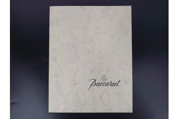 希少　フランス　Baccarat　バカラ　限定150個　100/150　高さ約31cm　気品漂う洗練されたデザインが目を惹く花瓶(フラワーベース、花器、花入、フルレッドクリスタルガラス、ケース付き)(R-076206)