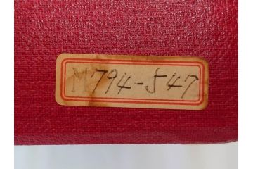 希少　フランス　Baccarat　バカラ　限定150個　100/150　高さ約31cm　気品漂う洗練されたデザインが目を惹く花瓶(フラワーベース、花器、花入、フルレッドクリスタルガラス、ケース付き)(R-076206)