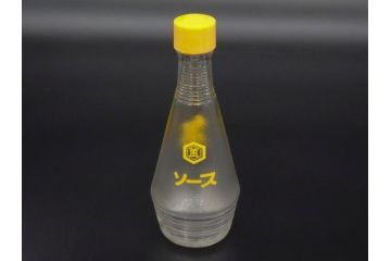 昭和レトロ　キッコーマン　ヒゲタしょうゆ　ソース　どこか懐かしさを感じる調味料入れ3点セット(醤油瓶、しょうゆ差し、キッコちゃん、ガラスビン、硝子)(R-076207)