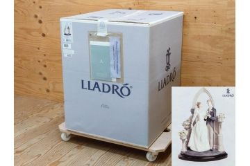 限定　未使用　未開封　スペイン　リヤドロ　LLADRO　愛の誓い　UNA PROMESA DE AMOR A VOW OF LOVE　1869　フィギュリン(結婚、ウェディングドレス、タキシード、陶器人形、置物、オブジェ、箱付き)(R-076213)