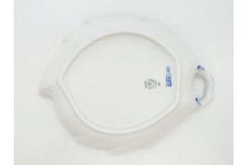 デンマーク　ROYAL COPENHAGEN(ロイヤルコペンハーゲン)　FAJANCE　トランクェーバー　ブルーフラワープレイン　リーフディッシュプレート　ボウル　丁寧に絵付けされた花たちが上品な雰囲気を醸し出す洋食器3点セット(スクエア型、サラダ、深皿、ファイアンス焼き)(R-076216)