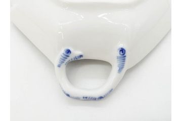 デンマーク　ROYAL COPENHAGEN(ロイヤルコペンハーゲン)　FAJANCE　トランクェーバー　ブルーフラワープレイン　リーフディッシュプレート　ボウル　丁寧に絵付けされた花たちが上品な雰囲気を醸し出す洋食器3点セット(スクエア型、サラダ、深皿、ファイアンス焼き)(R-076216)