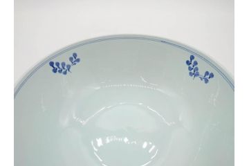 デンマーク　ROYAL COPENHAGEN(ロイヤルコペンハーゲン)　FAJANCE　トランクェーバー　ブルーフラワープレイン　リーフディッシュプレート　ボウル　丁寧に絵付けされた花たちが上品な雰囲気を醸し出す洋食器3点セット(スクエア型、サラダ、深皿、ファイアンス焼き)(R-076216)