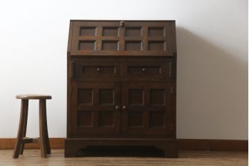 中古　松本民芸家具　希少モデル　格子模様が特徴的なK型ライティングビューロー(ワークデスク、簿記机、収納棚、戸棚、在宅用、在宅ワーク用)(R-076217)