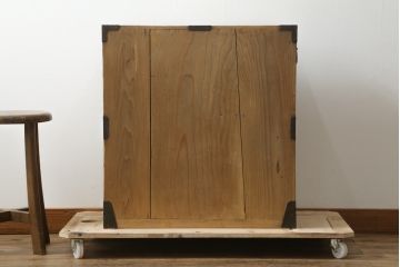 和製アンティーク　前面桐材　明るい木色に黒々とした金具が映える庄内小箪笥(桐箪笥、桐たんす、整理タンス、衣装たんす、古箪笥、時代箪笥、収納箪笥、引き出し)(R-076219)