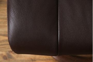 中古　美品　EKORNES(エコーネス)　本革　オットマン付き　ストレスレス レノ クラシック(S)(アームチェア、リクライニングチェア、椅子、一人掛けソファ、1Pソファ)(定価約38万円)(R-076223)