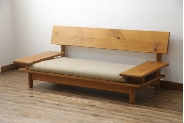 中古　飛騨産業　キツツキ　森のことば　両肘付きソファ2P(SN105W)　木のぬくもりを感じる2人掛けソファ(二人掛け、アームソファ)(R-076224)