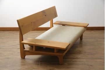 中古　飛騨産業　キツツキ　森のことば　両肘付きソファ2P(SN105W)　木のぬくもりを感じる2人掛けソファ(二人掛け、アームソファ)(R-076224)