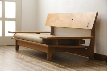 中古　飛騨産業　キツツキ　森のことば　両肘付きソファ2P(SN105W)　木のぬくもりを感じる2人掛けソファ(二人掛け、アームソファ)(R-076224)
