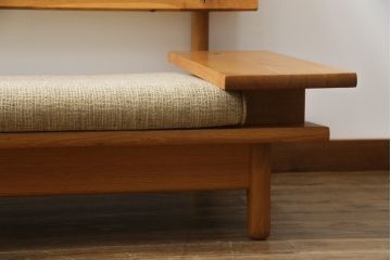 中古　飛騨産業　キツツキ　森のことば　両肘付きソファ2P(SN105W)　木のぬくもりを感じる2人掛けソファ(二人掛け、アームソファ)(R-076224)