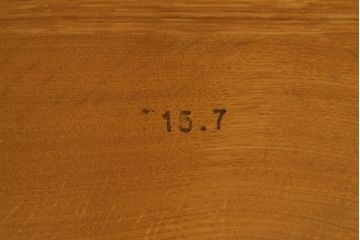 中古　飛騨産業　キツツキ　森のことば　SN105RT　自然な木の風合いを楽しめる半円形リビングテーブル(センターテーブル、ローテーブル)(R-076226)