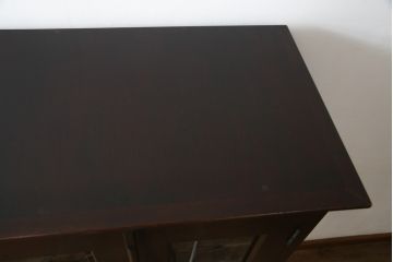 中古　九州民芸家具　水目桜材　和室にも洋室にも合うシックなブックケース(本箱、収納棚、飾り棚、本棚、キャビネット)(R-076228)