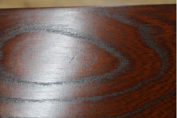中古　美品　岩谷堂箪笥　美しい杢目と豪華な金具が目を惹く車箪笥　(R-076230)