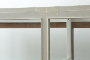 和製アンティーク　ペイント仕上げがお洒落な脚付きGケース(ガラスケース、ショーケース、ディスプレイケース、コレクションケース、飾り棚、陳列棚、店舗什器)(R-076235)
