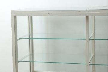 和製アンティーク　ペイント仕上げがお洒落な脚付きGケース(ガラスケース、ショーケース、ディスプレイケース、コレクションケース、飾り棚、陳列棚、店舗什器)(R-076235)
