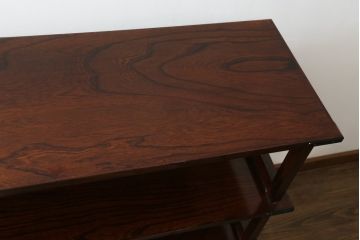 中古　美品　岩谷堂箪笥　深い木の色味と木目が美しい飾り棚(茶棚、茶箪笥、収納棚、戸棚)(R-076236)