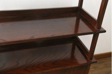 中古　美品　岩谷堂箪笥　深い木の色味と木目が美しい飾り棚(茶棚、茶箪笥、収納棚、戸棚)(R-076236)