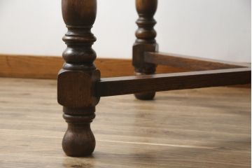 イギリスアンティーク　オーク材　クラシカルな雰囲気が魅力的なドローリーフテーブル(エクステンションテーブル、ダイニングテーブル、食卓、4人掛け、4P、6人掛け、6P、英国)(R-076237)